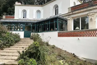 Image de Villa de charme vue mer et château. wifi, parking
