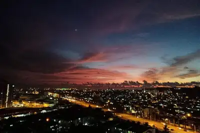 Image de Maison ethnique confortable et spacieuse de Bornéo avec une vue imprenable