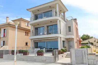 Image de Bohemi, villa moderne à Son Serra de Marina, Mallorca