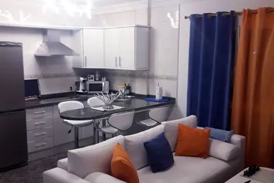 Image de Belle et moderne maison entièrement équipée, wifi et télévision avec Nexfli.