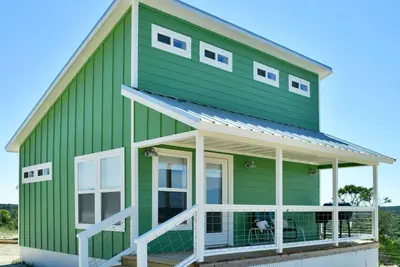 Image de Tiny House Living dans le Texas Hill Country - La Casita verte à Caballo Creek