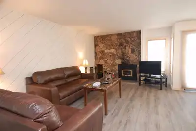 Image de Snowcreek Resort Vacation Rental #201