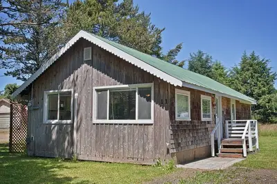 Dix Pines Cottage, Ocean Shores, Wa