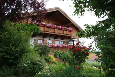 Confortable et confortable. Appartement-3 pers. dans une nature magnifique, Arberland