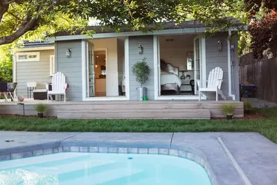 Image de Luxe Sonoma Cottage: Sanctuary avec Piscine! Tout près de Place & Vignobles