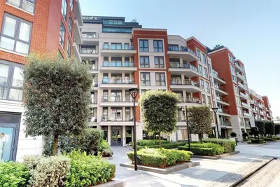 Image de Appartement de luxe 2Bed & 2Bath à côté du musée Raf de Londres