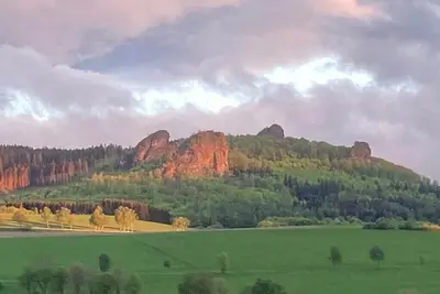 Image de Grande maison familiale près de Willingen et vue sur le parc national BruchhauserSteine