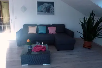 Image de appartement spacieux dans un endroit calme entouré par la belle nature