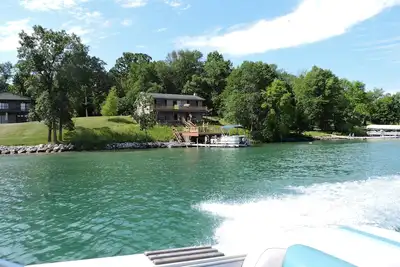 Image de Belle maison de lac rénovée sur le lac d'Eagle immaculé, Otter Tail County Mn!