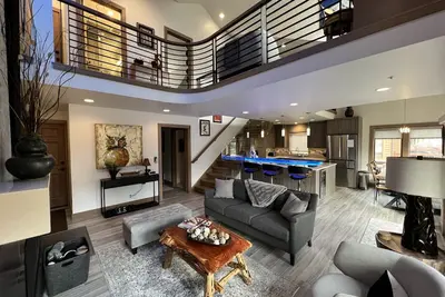 Image de Deer Valley Loop - 3 Bdrm / 3 Bath condo 8 personnes! Tout nouveau spa!