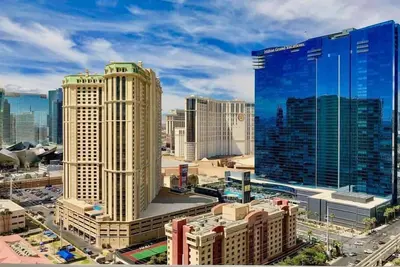 Image de Suite Mgm Signature Luxury Strip View + Balcon! Aucun frais de séjour