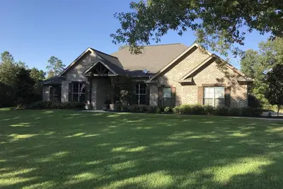 Image de Maison personnalisée à moins de 10 minutes de Msu