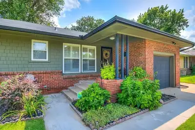 Image de Propriété cinq étoiles Okc! 3 lits situé au centre / pour les invités à la maison et Vrbo