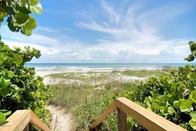 Image de Nouveau! Cocoa Beach 2 Chambre Oceanfront Condo!