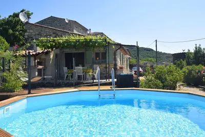 Image de Maison à Saint-Pons avec piscine privée