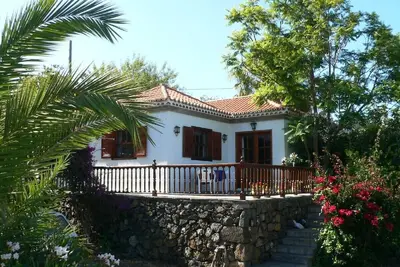 Image de Maison typique des Canaries, belle atmosphère dans un magnifique jardin