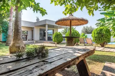 Image de Villa Almez in MarratxĂ