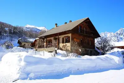 Lou Touloundé: Chalet pour 10 pers à Puy St Vincent  à 150 m des pistes