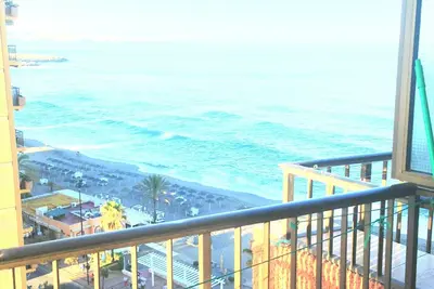 Perle 5. PREMIÈRE Ligne De La Plage De Fuengirola