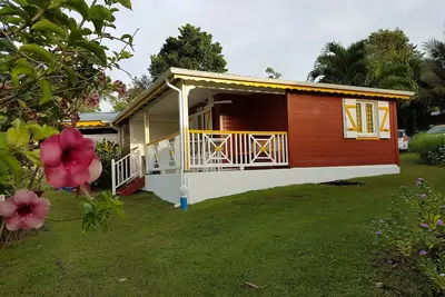 Image de Bungalow créol \/ piscine dans jardin exotique (4 personnes)