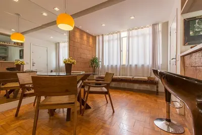 Image de Sentez-vous à la maison dans le meilleur endroit de Copacabana (voleur de plage)!