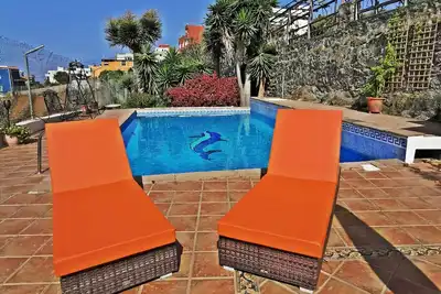 Image de Finca historique avec vue mer et Teide, piscine privée + barbecue, un petit bijou