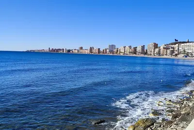 Image de Appartement À CÔTÉ De La Plage Et Dans Le Centre De Fuengirola