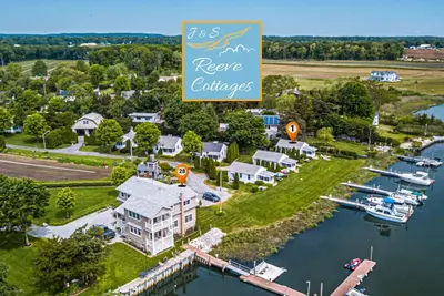 Image de Premier Waterfront Cottage 1