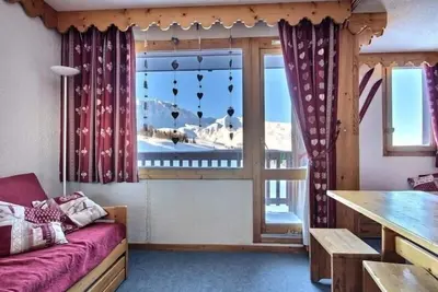 Image de Studio au pied des pistes proche commerces! Capacité 4, balcon, cuisine équipée