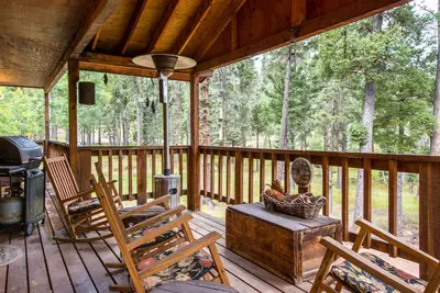 Image de Nouvelle Liste! Maison isolée et rustique avec terrasse chauffée - lac et golf à proximité