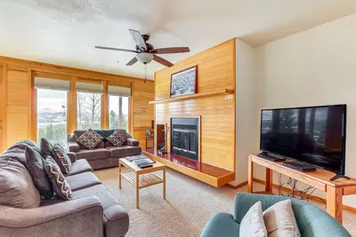 Image de Cozy Condo w / Mtn View, Ă 20 minutes de Keystone & Copper