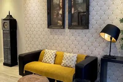 Image de La Maison des Cochers- appartement du rez de chaussée-