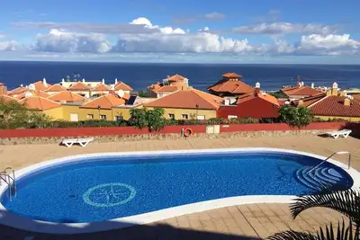 Image de Grand appartement de plage à Puerto de la Cruz, avec terrasses, superbes vues, piscine