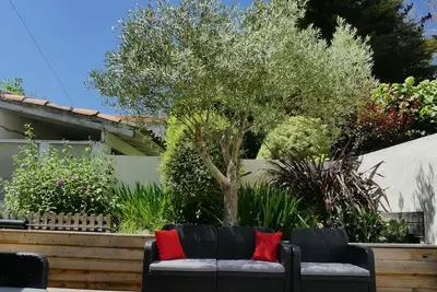 Image de Maison de charme avec patio, tout confort, bien située.