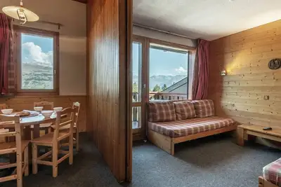 Image de Duplex cosy pour 6 Ă La Plagne, au pied des pistes