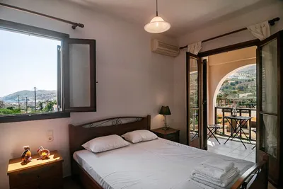 Maisonette au vert olive, Agia Pelagia, Grèce, Crète.