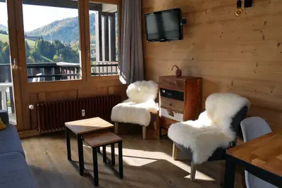 Image de Appartement rénové 4 pers. avec balcon - Centre La Clusaz, proche piscine et commerces