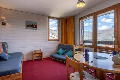 Image de Studio cabine 3 personnes, cuisine équipée, animaux acceptés, proche pistes et commerces