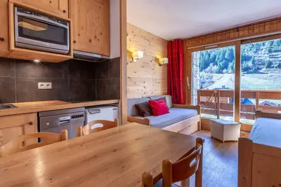 Image de Méribel Mottaret : cosy appart. avec coin montagne, balcon, casier à skis, non fumeur