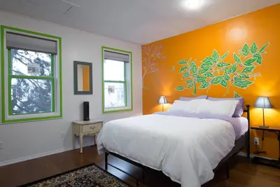 Image de Spacieux, ensoleillé, 1 chambre Apt au 2ème étage; le Parlement américain