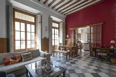 Image de 200m2 Exquise Maison Familiale 19ème Siècle Quartier Historique De Cadix
