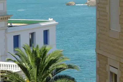 Image de Hyper Centre Biarritz, Studio- 40 M2, Vue Mer, plage 3 mn Ă pied, Wifi gratuit
