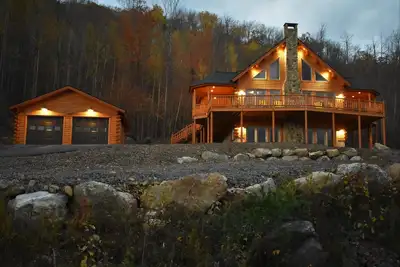 Image de Spectaculaire Montagne PRIVÉE S'ÉLEVER PRÈS De La RÉGION De Ski \/ Hot Tub