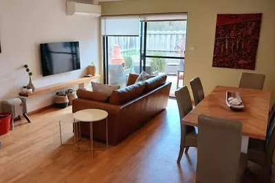Image de The Terrace House - au coeur de Margaret River (chiens acceptés).