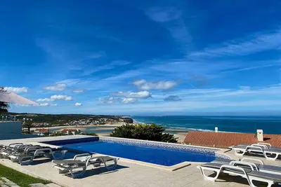Image de Villa de luxe avec une vue fantastique, piscine chauffée, 5min à pied de la plage