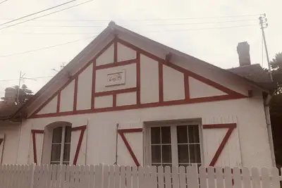 Image de Maison située à proximité de l'avenue du Général de Gaulle.