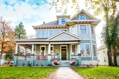 Image de 4 chambres 2 salles de bain Tout New Historical Home In The Heart Of Springfield, Mo