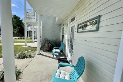 Image de Beach Townhome 1217: 3 chambres / 3 salles de bains, maison de ville confortable à 1 pâté de maisons de la plage