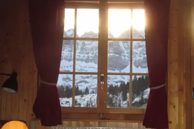 Image de Magnifique appartement au calme Ete/Hiver, au départ des pistes/des promenades