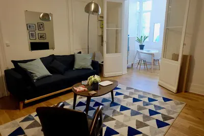 Image de Appartement rénové sur cour/jardin au Bouscat